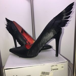 Brand new in box YRU Angyl Heels Black 10